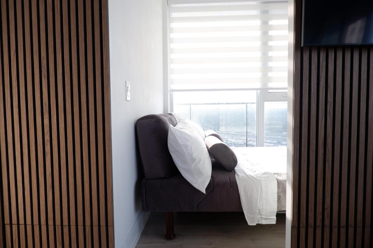 Modern Luxury Waterfront Condo ميسيسوجا المظهر الخارجي الصورة